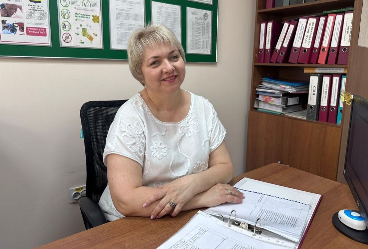К Дню социального работника.