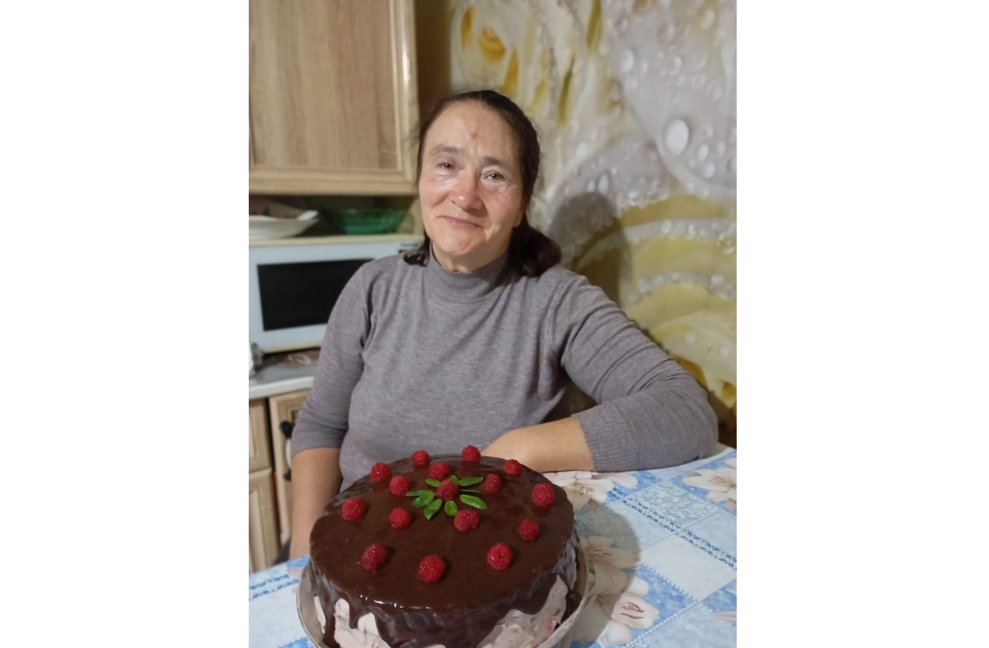 К Дню социального работника.