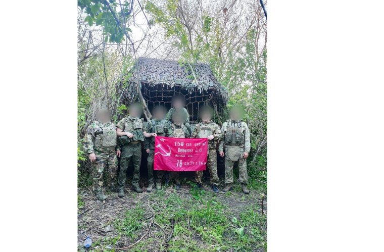Акция по передаче Знамени Победы представителям воинских подразделений. Акция по передаче Знамени Победы представителям воинских подразделений.
